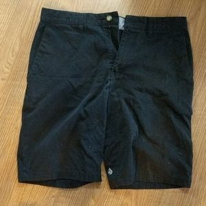 VOLCOM shorts size 33